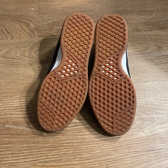 Men’s Vans Zahba Skate Sneakers Size 11 - Picture 3 of 3